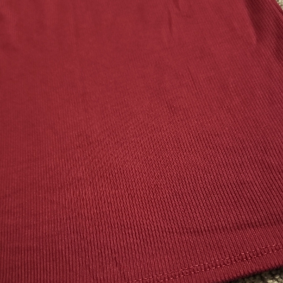 ❄️Maroon Sleeveless Camisole Top #D - Picture 5 of 5